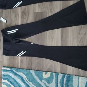 Splits 59 Warrior Flare Pant Black sz S and XS